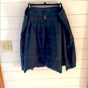 💯% silk pleated skirt
